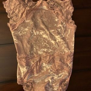 Victoria Sectet  NWT bodysuit. M.